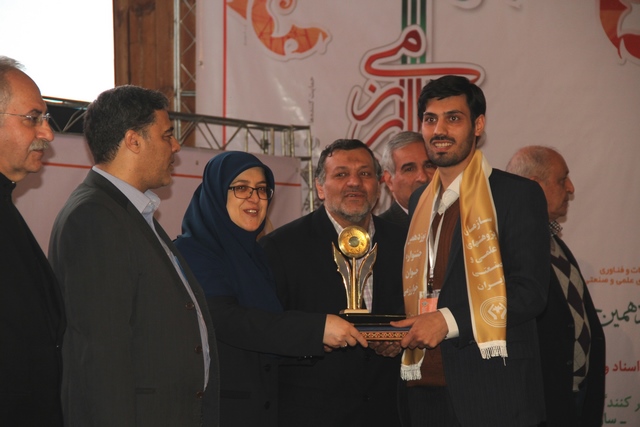 کسب رتبه سوم پژوهش‌های کاربردی در نوزدهمین دوره جشنواره جوان خوارزمی